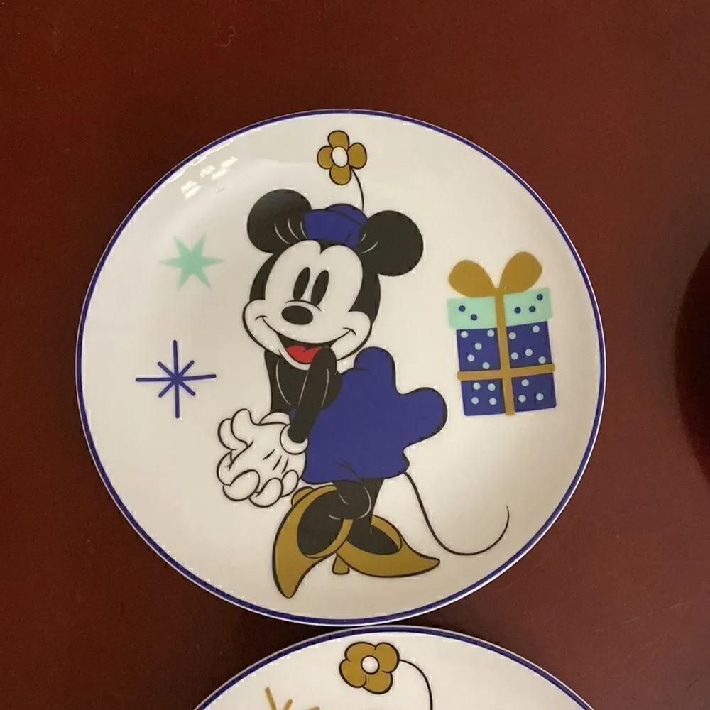 Disney Mickey & Minnie Mouse Set Of 4 Assorted Appetizer Plates Brand